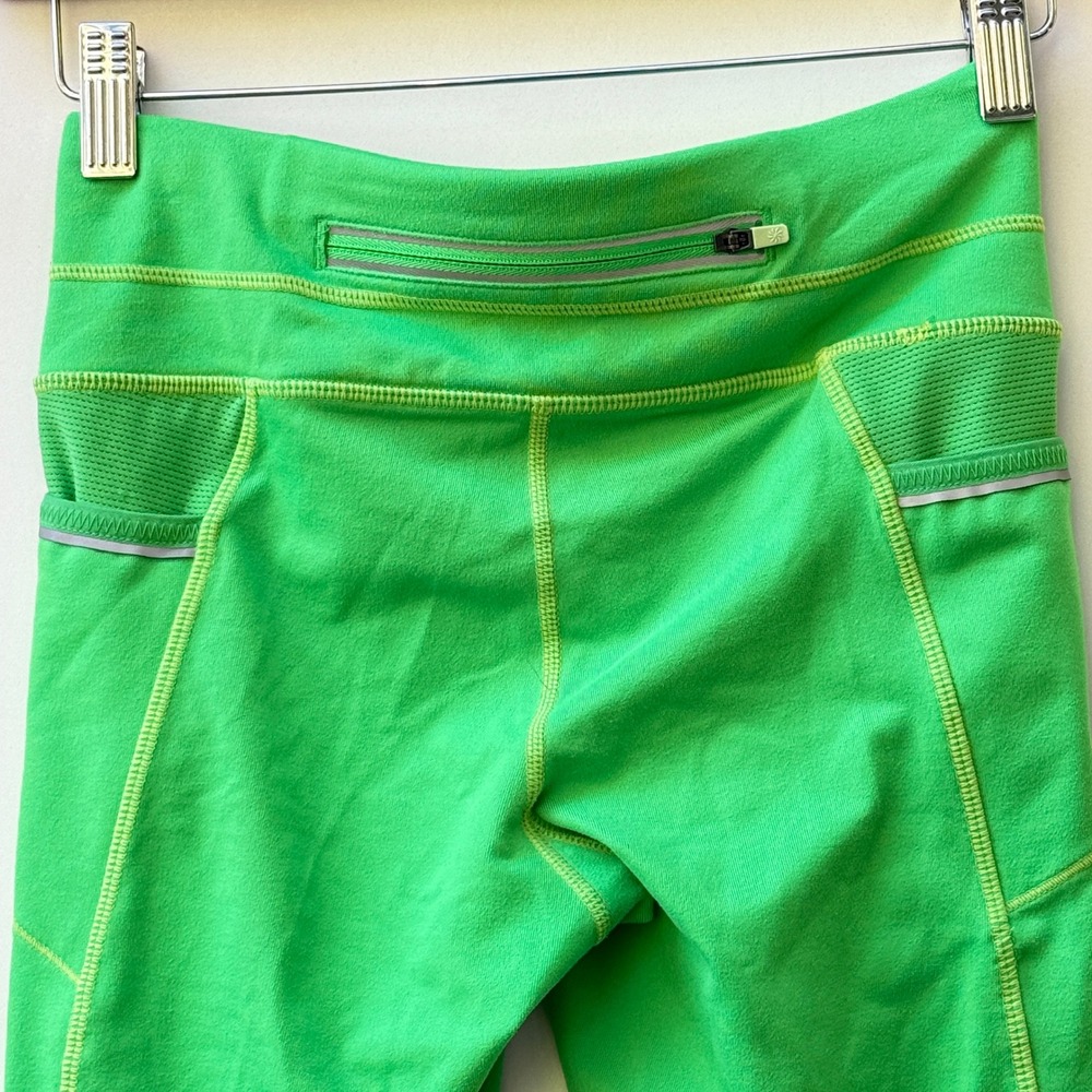 Athleta Leggings Womens‎ XXS Bright Green Capri Pockets Activewear Reflective - Picture 7 of 9